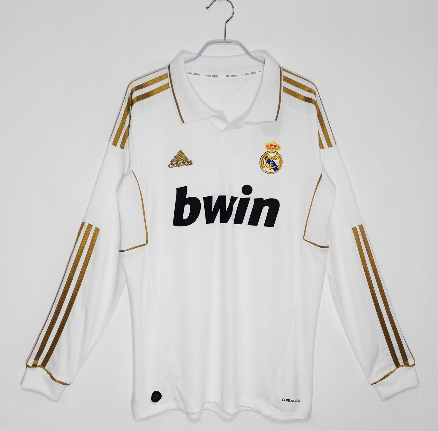 Real Madrid Home 2011-12 Retro Full Sleeve Jersey