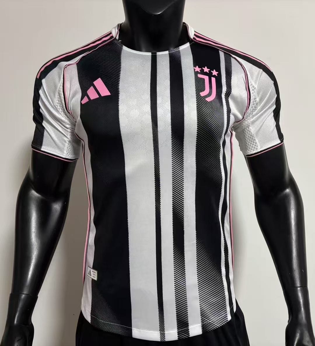 Juventus Home Jersey 2025-26