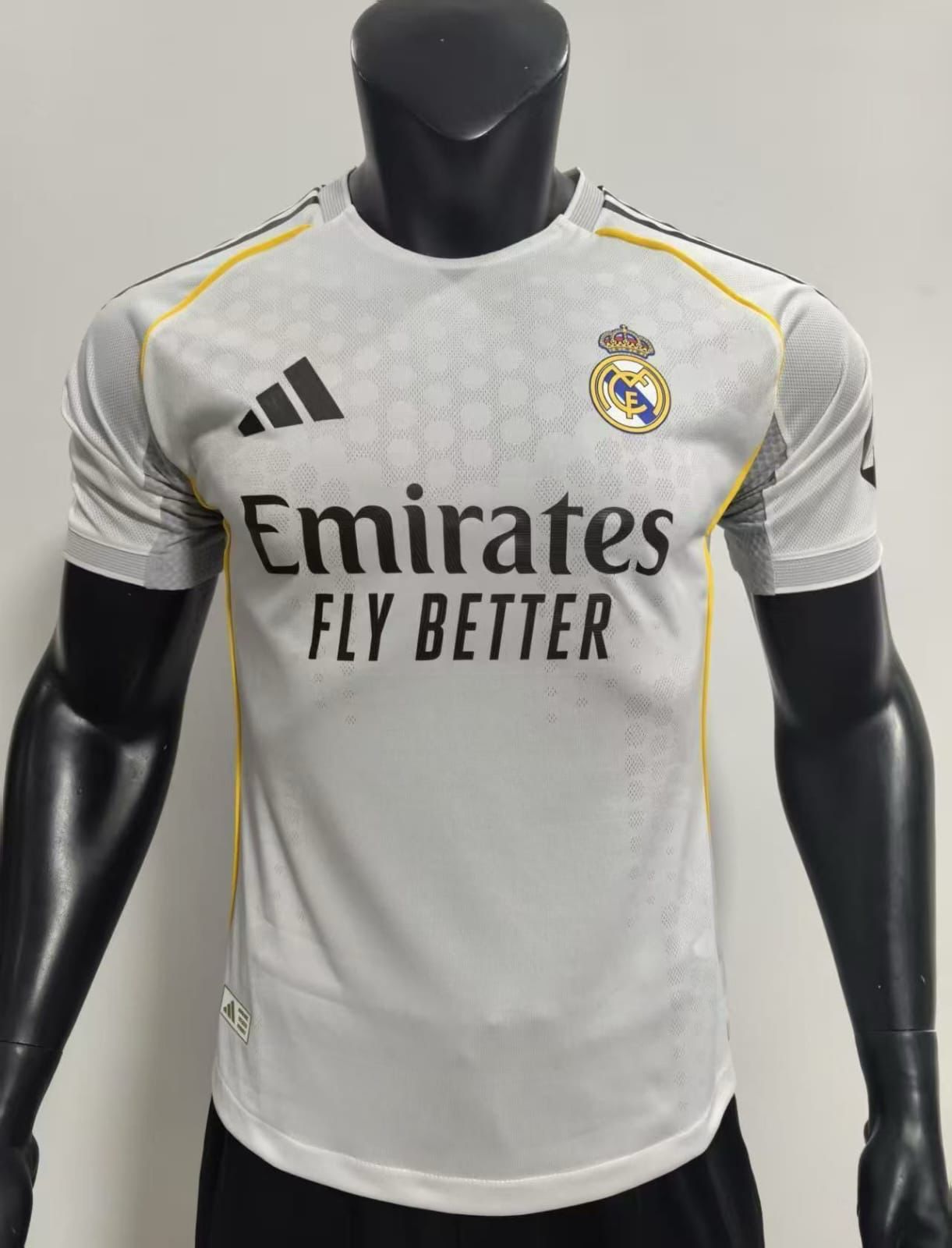 Real Madrid 2025/26 Home Jersey – Player Version